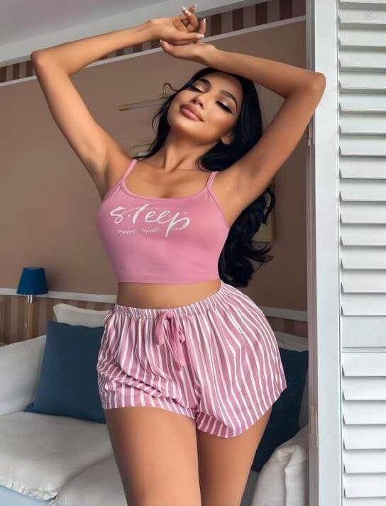 Aria's Closet Çizgili Askılı Şortlu Pijama Takımı
