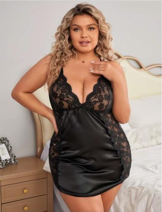 Aria's Closet Büyük Beden Siyah Dantel İşlemeli Saten Gecelik