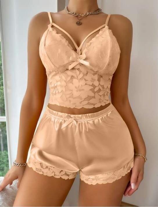 Aria's Closet Sarı Dantelli Büstiyer İnce Askılı Saten Şortlu Takım