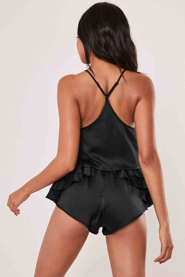 Aria's Closet Siyah Saten Büstiyer Mini Şort Takım