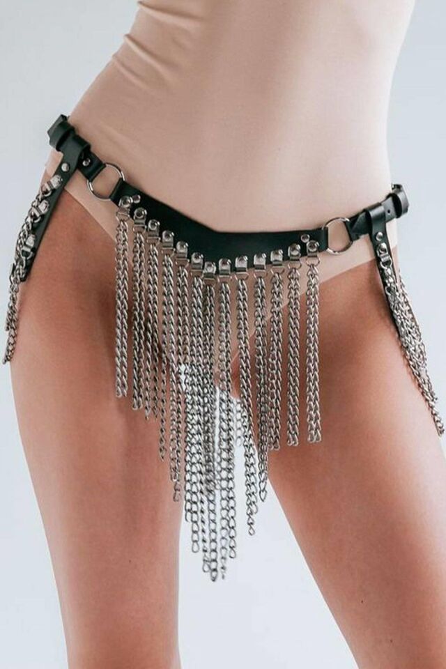 Aria's Closet Deri Üstüne Zincir Aksesuar