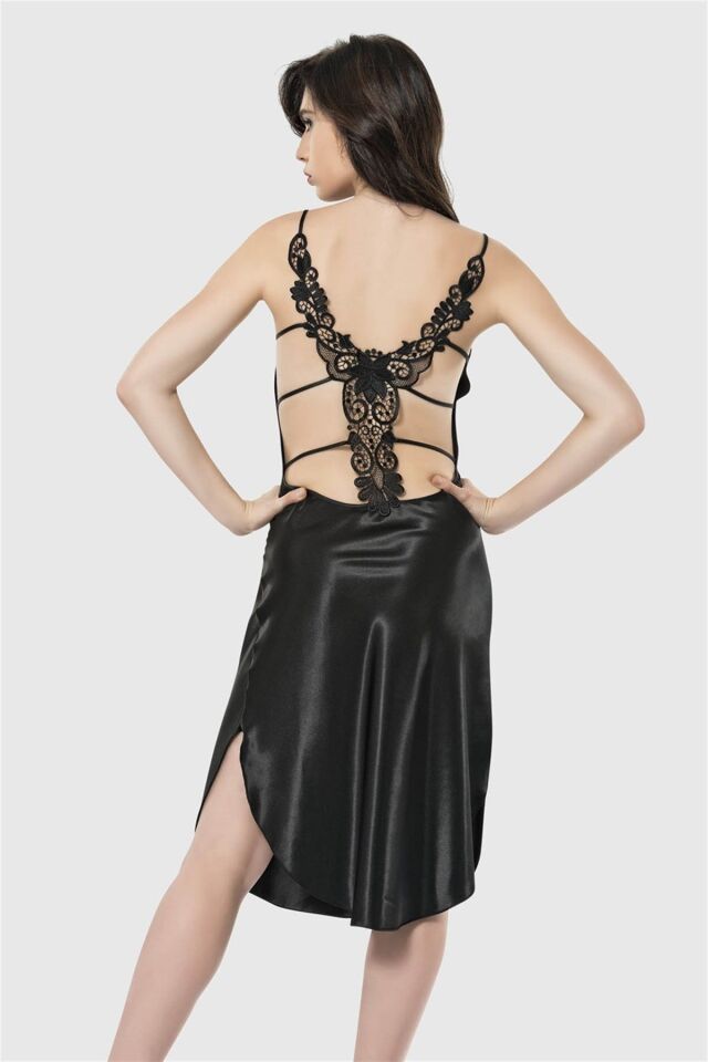 Aria's Closet Bihter Siyah Uzun Saten Gecelik