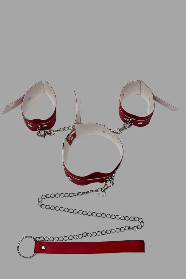 Aria's Closet Kırmızı Kelepce ve Tasma Set