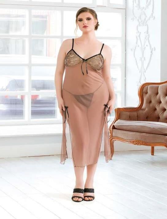 Aria's Closet Büyük Beden Kahverengi Tül Fantezi Uzun Yırtmaçlı Gecelik