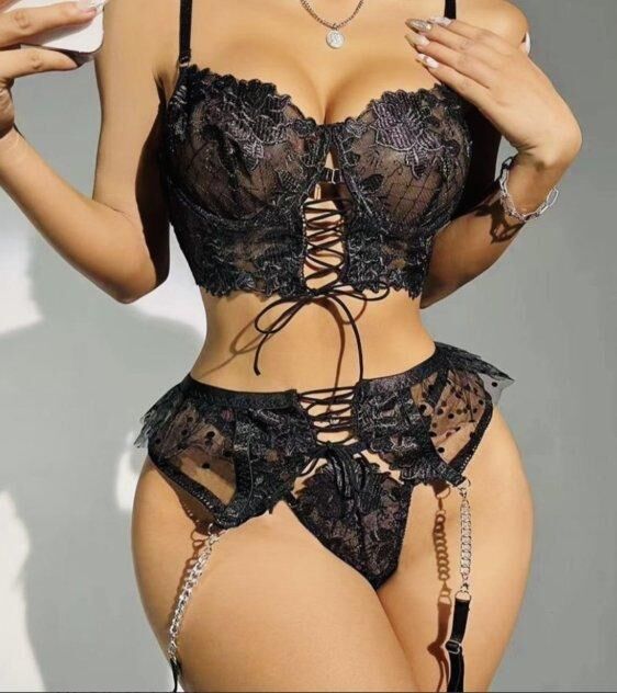 Aria's Closet Büstiyerli Dantel Fantezi Siyah Jartiyer Takımı