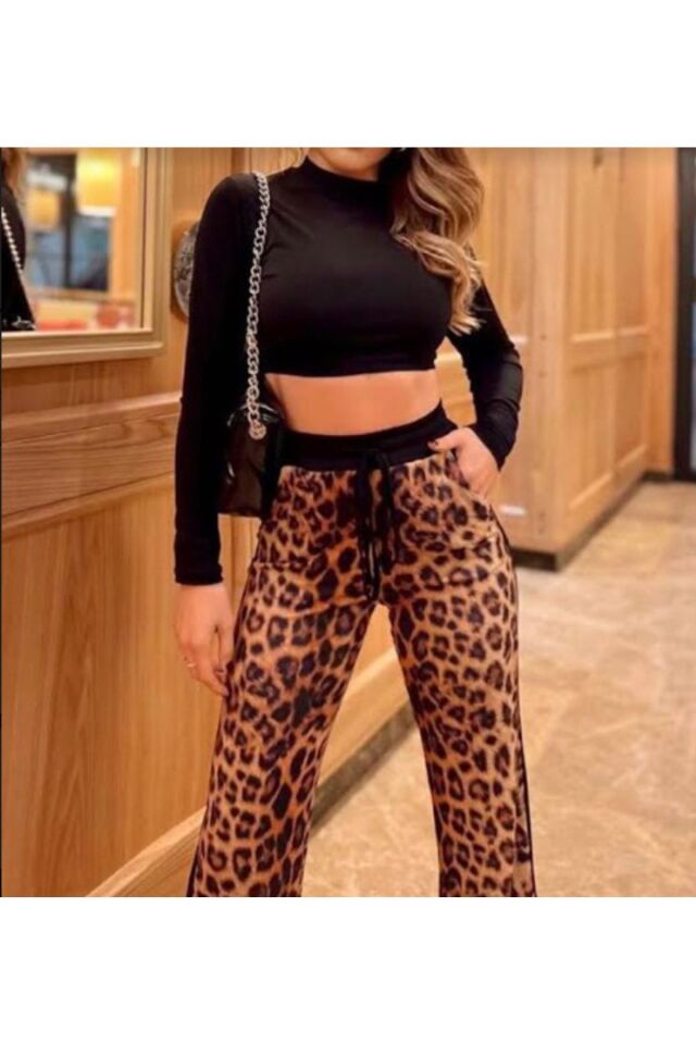 Siyah Crop Leopar Baskılı Pantolon Takım