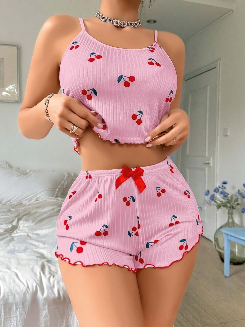 Aria's Closet Pembe Kiraz Desenli Askılı Şortlu Pijama