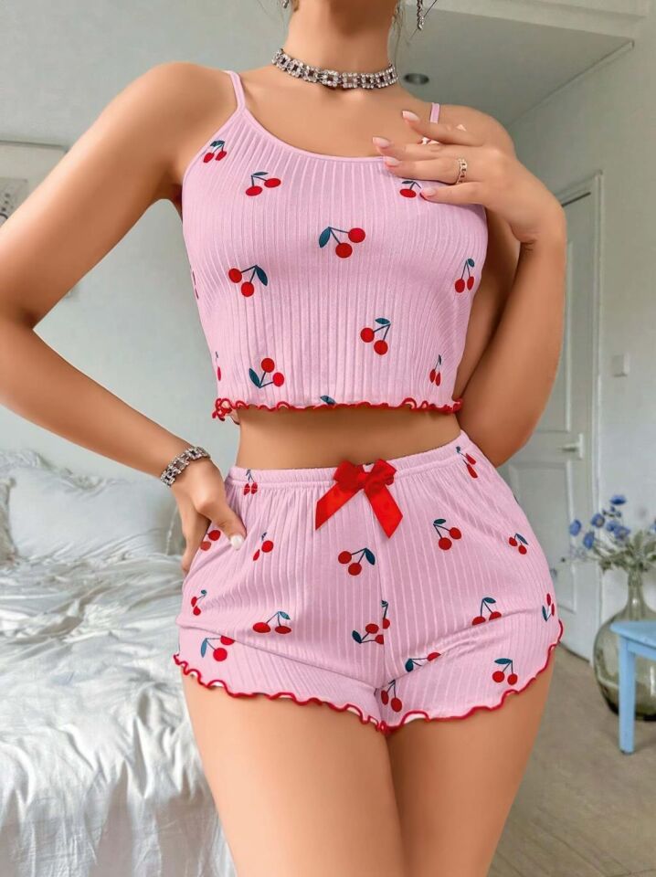 Aria's Closet Pembe Kiraz Desenli Askılı Şortlu Pijama
