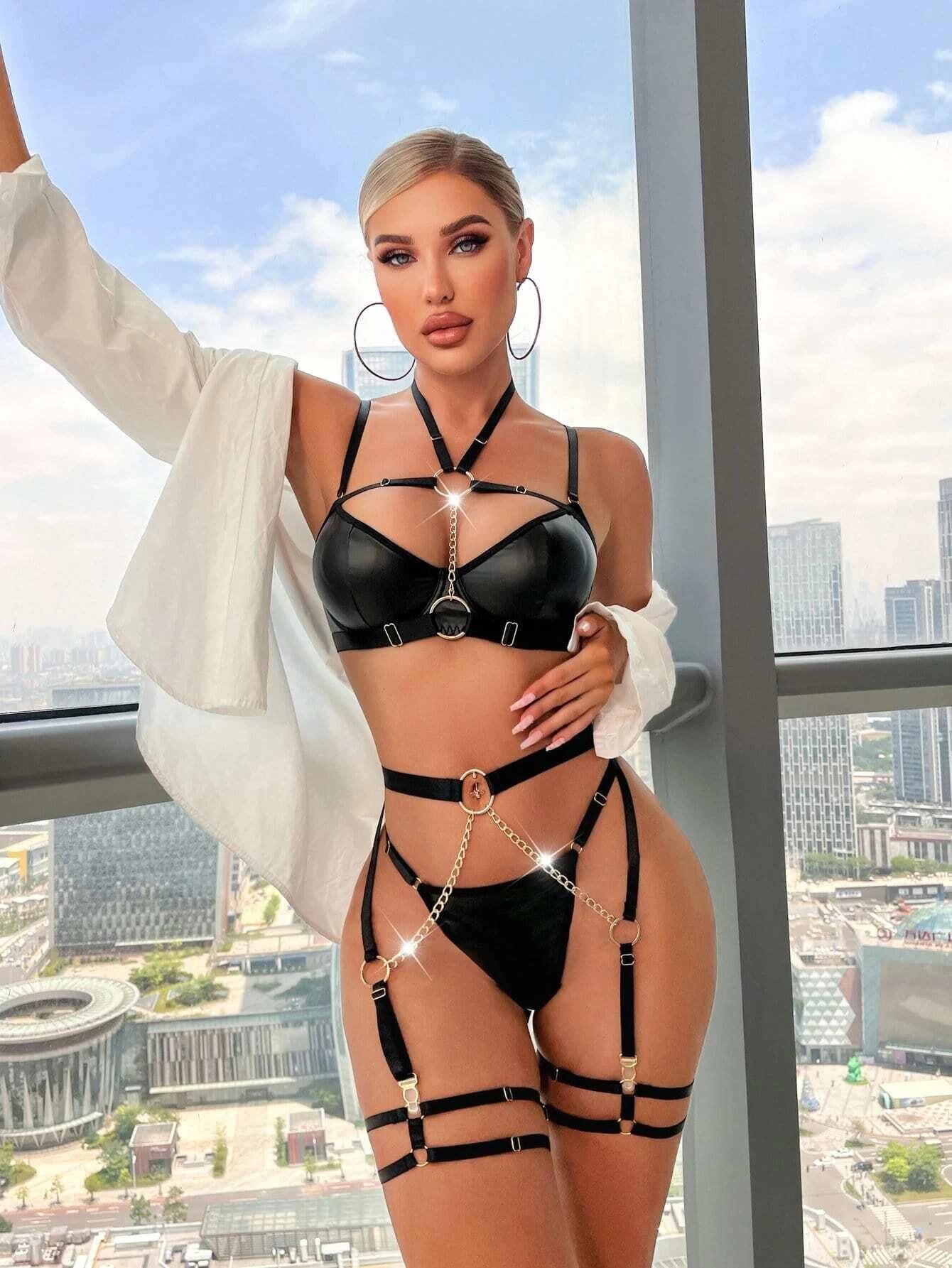 Aria's Closet Zincir Detaylı Jartiyerli Fantezi Siyah Deri Takım