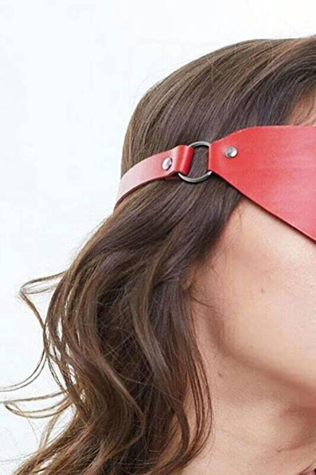 Kırmızı Maske Uyku Gözlüğü 800397
