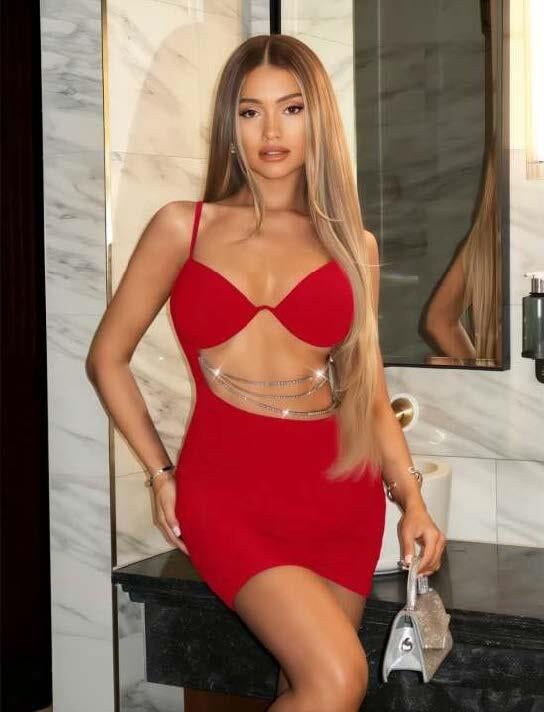 Aria's Closet Zincir Detaylı Göğüs Dekolteli Kırmızı Mini Club Elbisesi