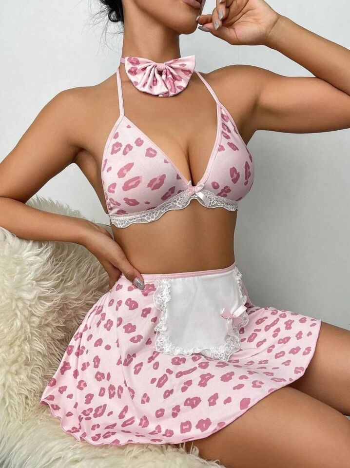 Aria's Closet Pembe Öpücük Desenli Etekli Fantezi Hizmetçi Kostümü