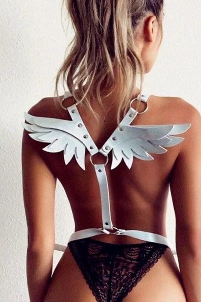 Aria's Closet Beyaz Sırtı Kelebekli Deri Harness Kostüm