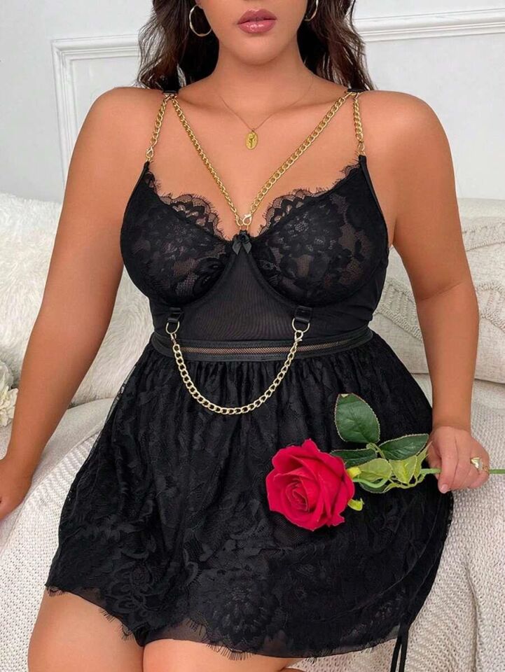 Aria's Closet Özel Tasarım Büyük Beden Fantezi Zincir Detaylı Dantelli Gecelik