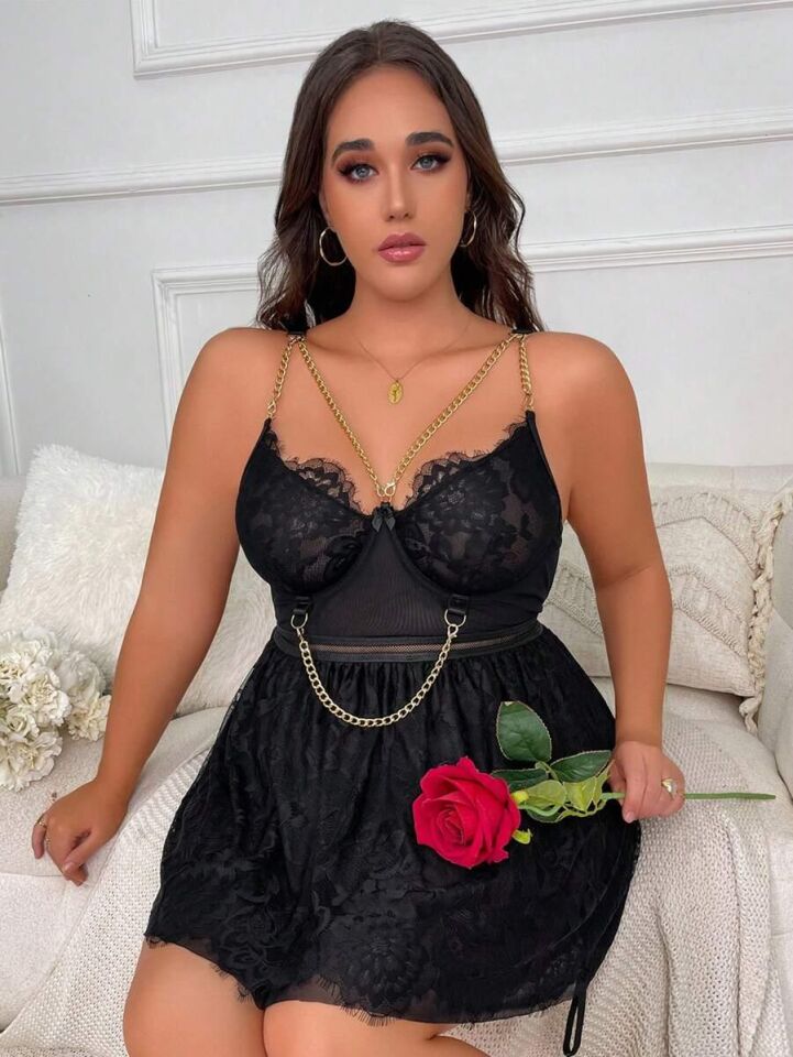 Aria's Closet Özel Tasarım Büyük Beden Fantezi Zincir Detaylı Dantelli Gecelik